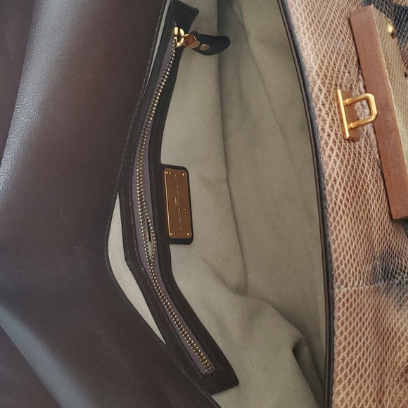 Rare Python Salvatore Ferragamo Handbag - Picture 6 of 12